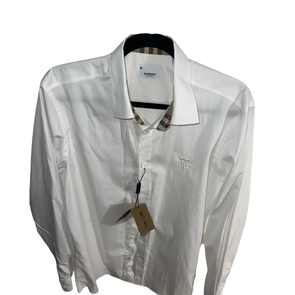 BURBERRY 100% authentic white sleeve checkers
